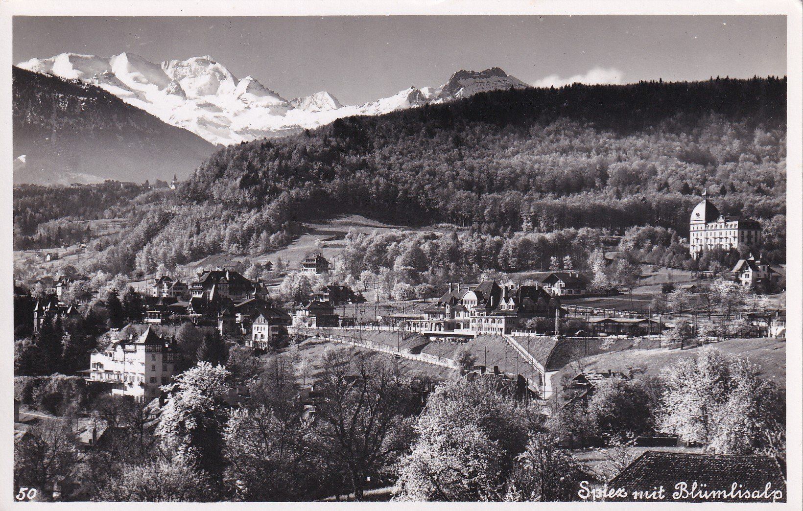 Cartoline postali: Spiez mit Blümlisalp – Usato da Cormoret venduto da Pascalll2001