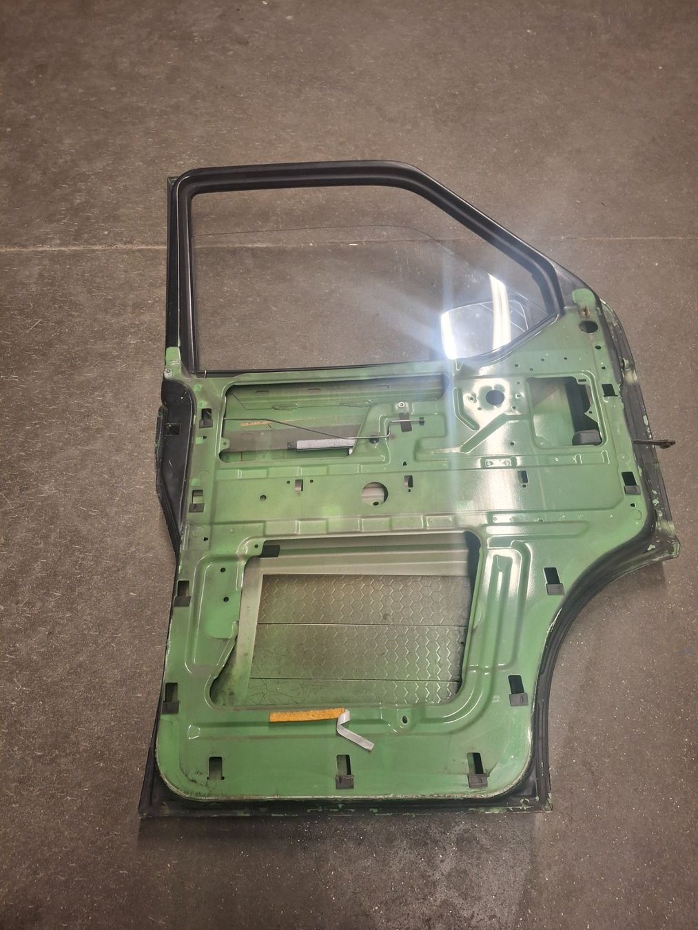 VW Accessori per altri veicoli: VW T4 Fahrertür – Usato da Basel venduto da Swastikapower 1