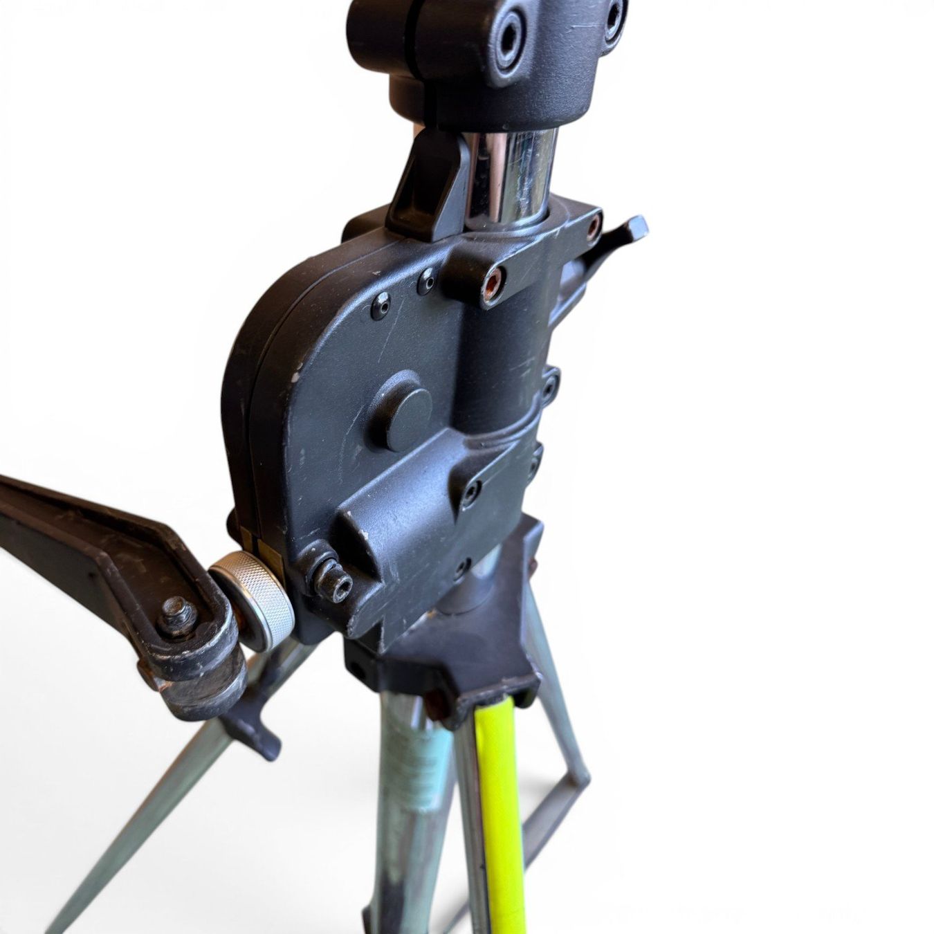 Trépieds & Accessoires: Wind-Up Kurbelstativ bis zu 3.7m – D'occasion à Däniken SO par Profog1 4