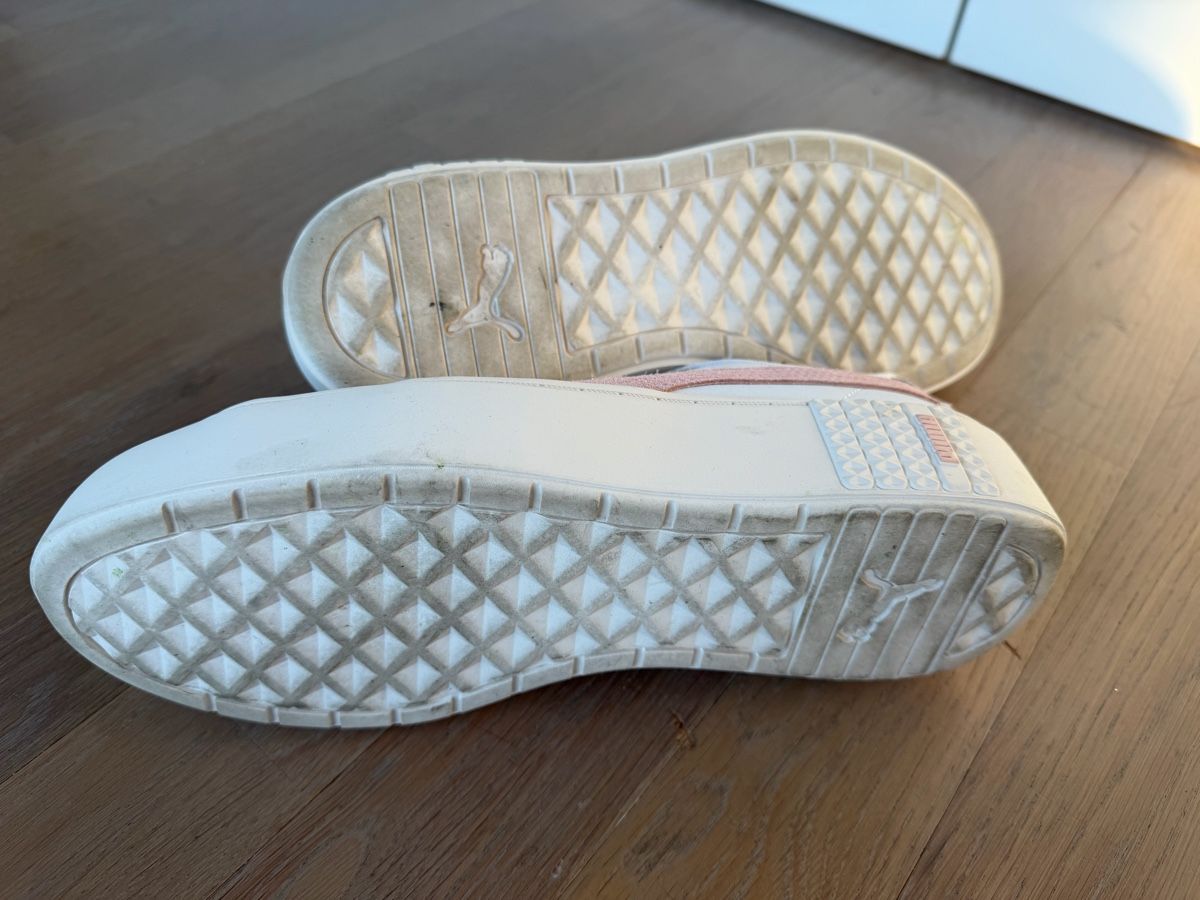 Puma Damenschuhe: Sneaker von Puma – Neu (gemäss Beschreibung) aus Ennetbaden von Evahungerb 2