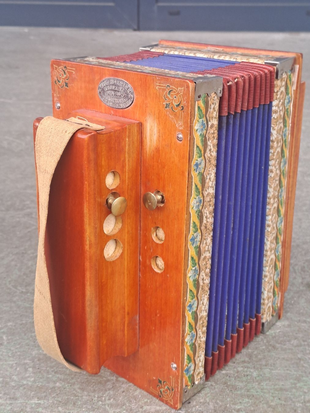 Musikinstrumente: langnauer orgeli 3 basses  – Gebraucht aus Villeneuve von BibiVintage 4