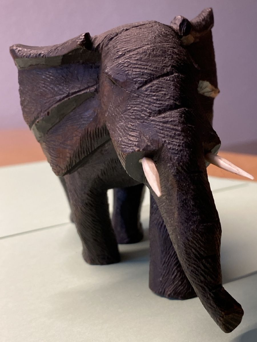 Figuren: Elefant aus Holz geschnitzt – Gebraucht aus Mülligen von Flockenstiel 3