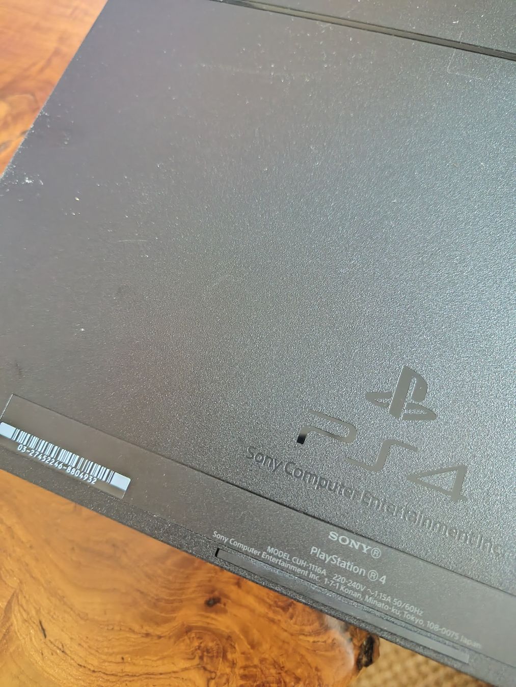 Sony Konsolen: PS4 Defekt – Defekt aus Olten von n.o.minimalism 3