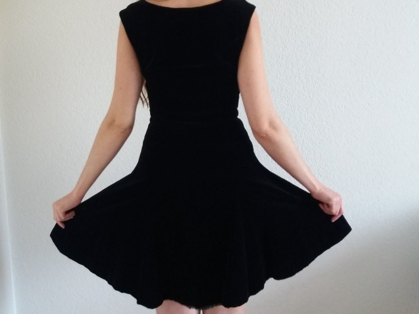 Kleider: Vintage Samt Cocktailkleid Grösse S – Gebraucht aus Muolen von Schmetterling2019 1