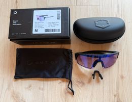 Fabrikneu: Sonnenbrille OUT OF Bot 3 Lite