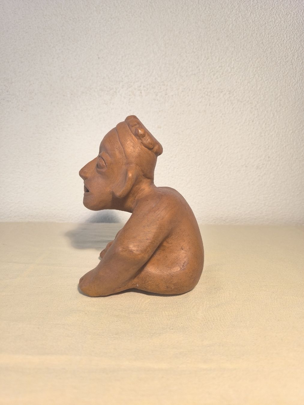 Sculture & Statue: Tonfigur sitzend getöpfert handgemacht – Usato da Zürich venduto da cashcash 3