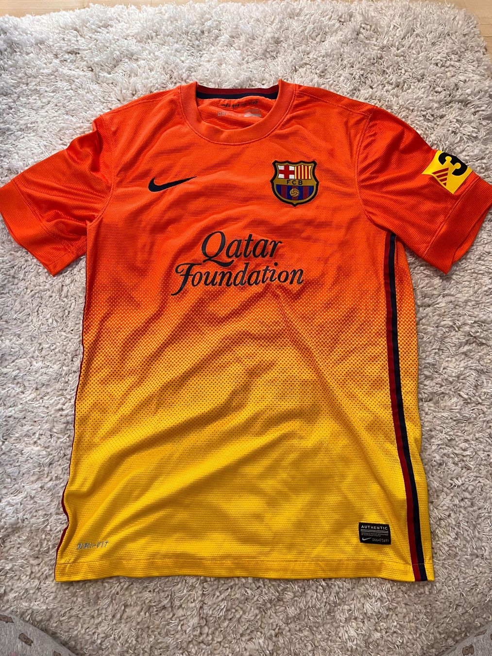 FC Barcelona Canottiere & Pantaloni: FC Barcelona Trikot – Nuovo (secondo la descrizione) da Rüti ZH venduto da xweeknd