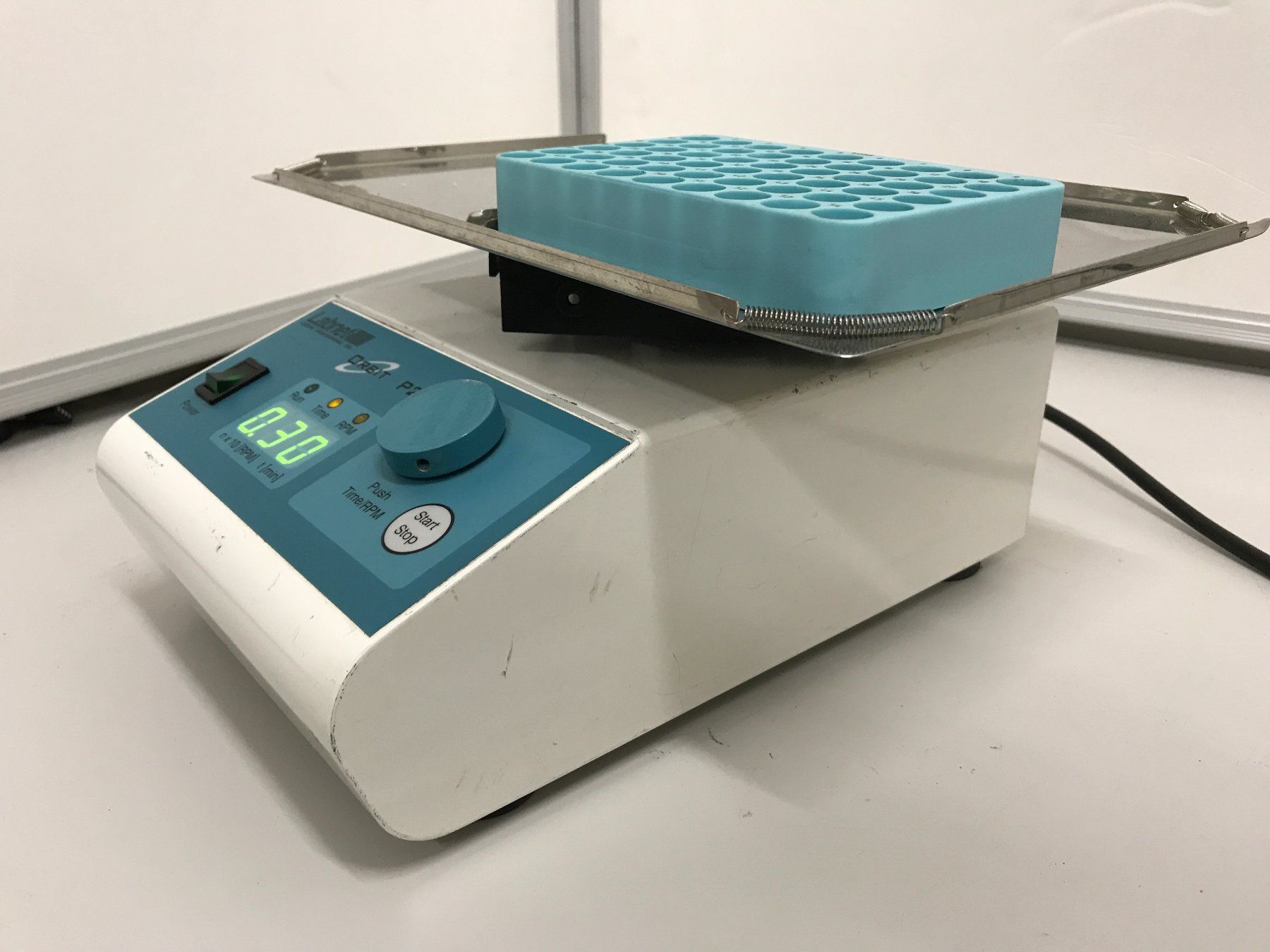 Elettrodomestici da cucina: Shaker Labnet Orbit P2 – Usato da Ecublens VD venduto da Netfinity 2