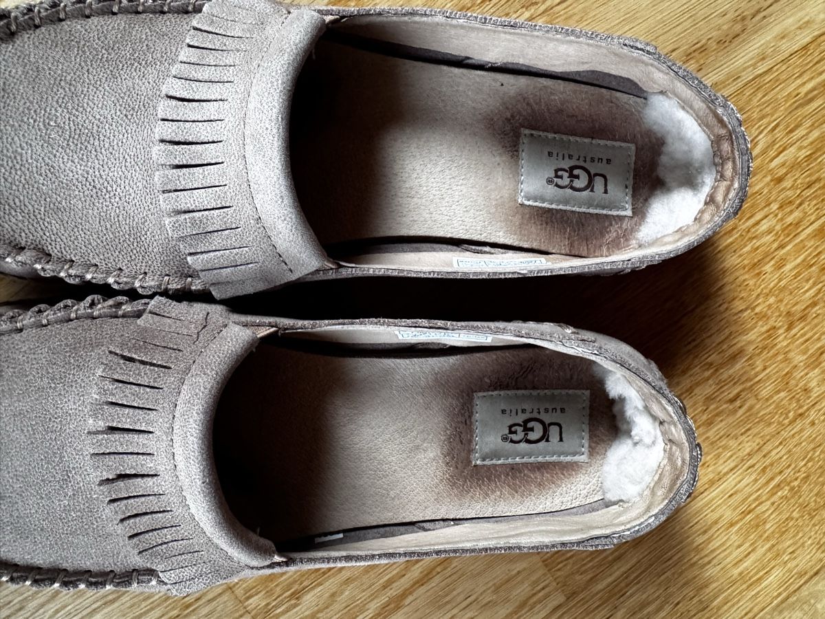 Scarpe da donna: UGG Moccasins Marrah / Schuhe / Grösse 39 – Usato da Hünibach venduto da s.leptir 4
