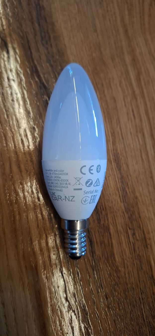 Philips Lampade: Philips Hue White & Color E14 Kerze – Usato da Guntershausen venduto da Jtattoo 1