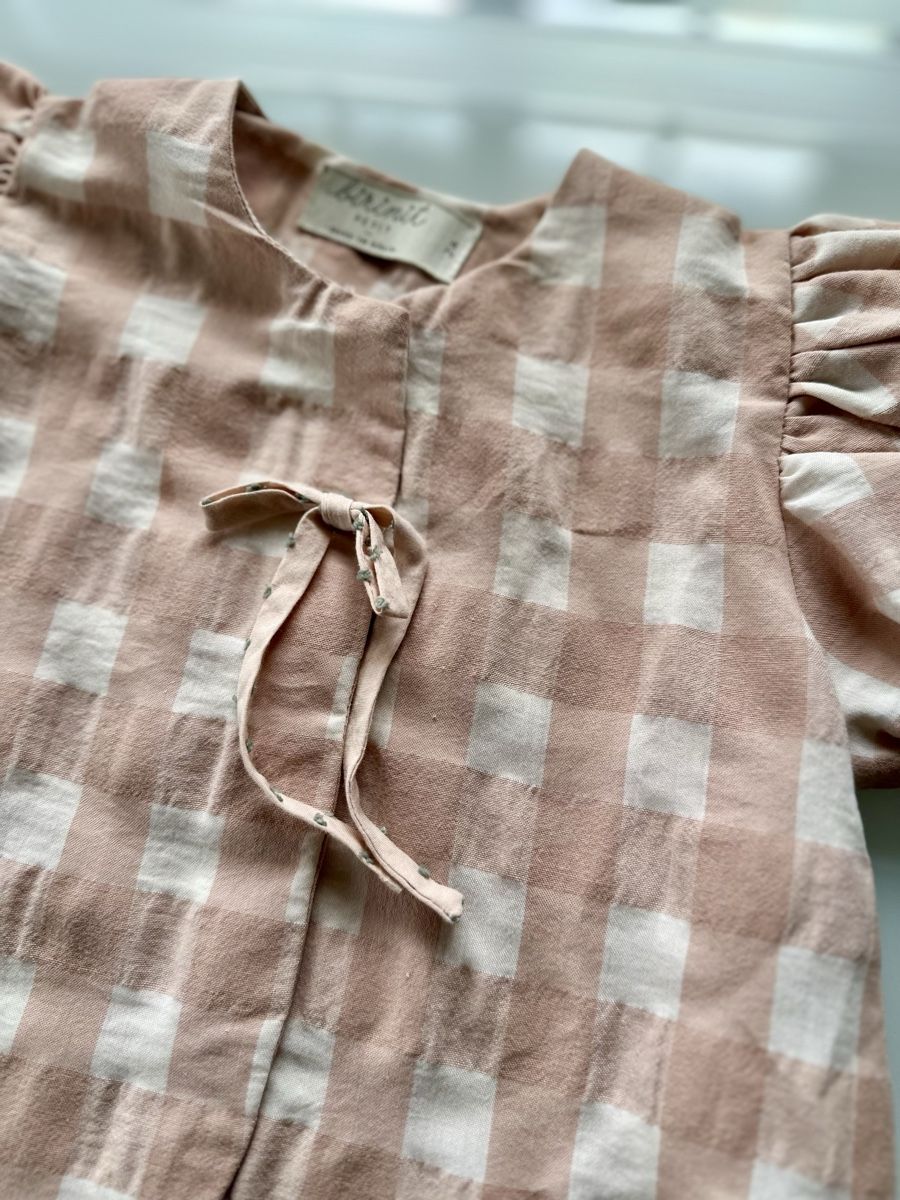 Blusen, T-Shirts & Tops: Birinit Petit Size 2Y – Gebraucht aus Horgen von RenRio 4