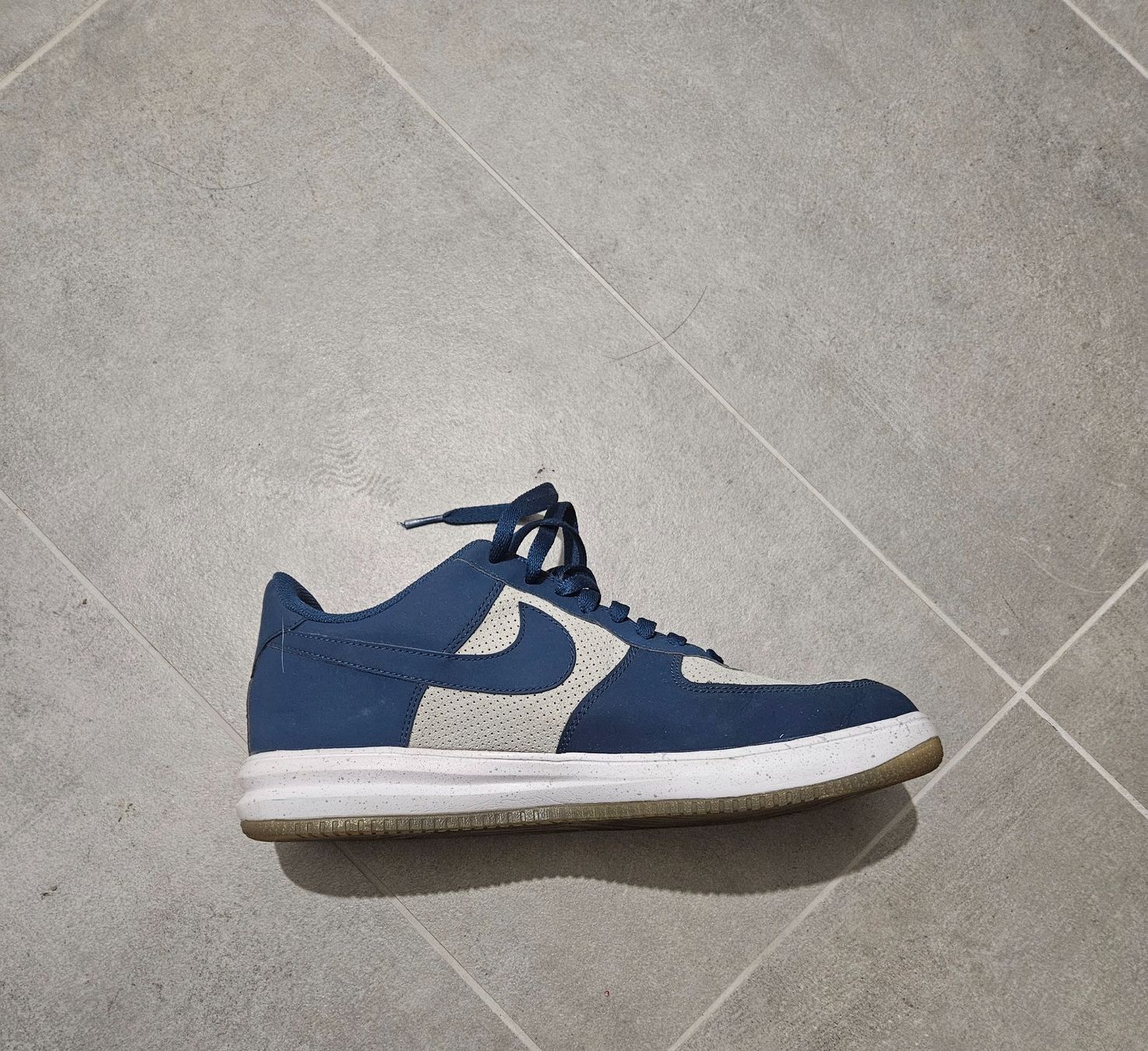 Nike Scarpe da uomo: Nike air force lunar – Nuovo (secondo la descrizione) da Genève venduto da lui_bf5x