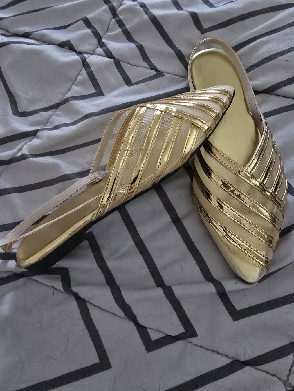Scarpe da donna: GOLDENE SOMMER SANDALETTE, GR 41 – Nuovo e nell'imballaggio originale da Möriken AG venduto da rowyta 2