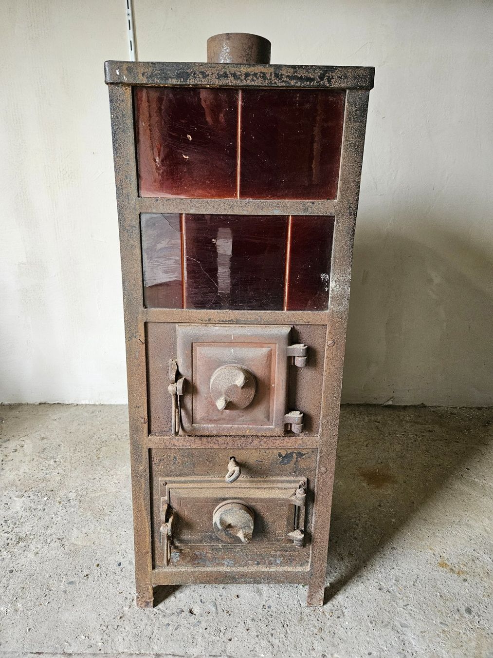 Altri mobili d'antiquariato: Antiker Gestellofen – Usato da Münchwilen AG venduto da pel_y9jx