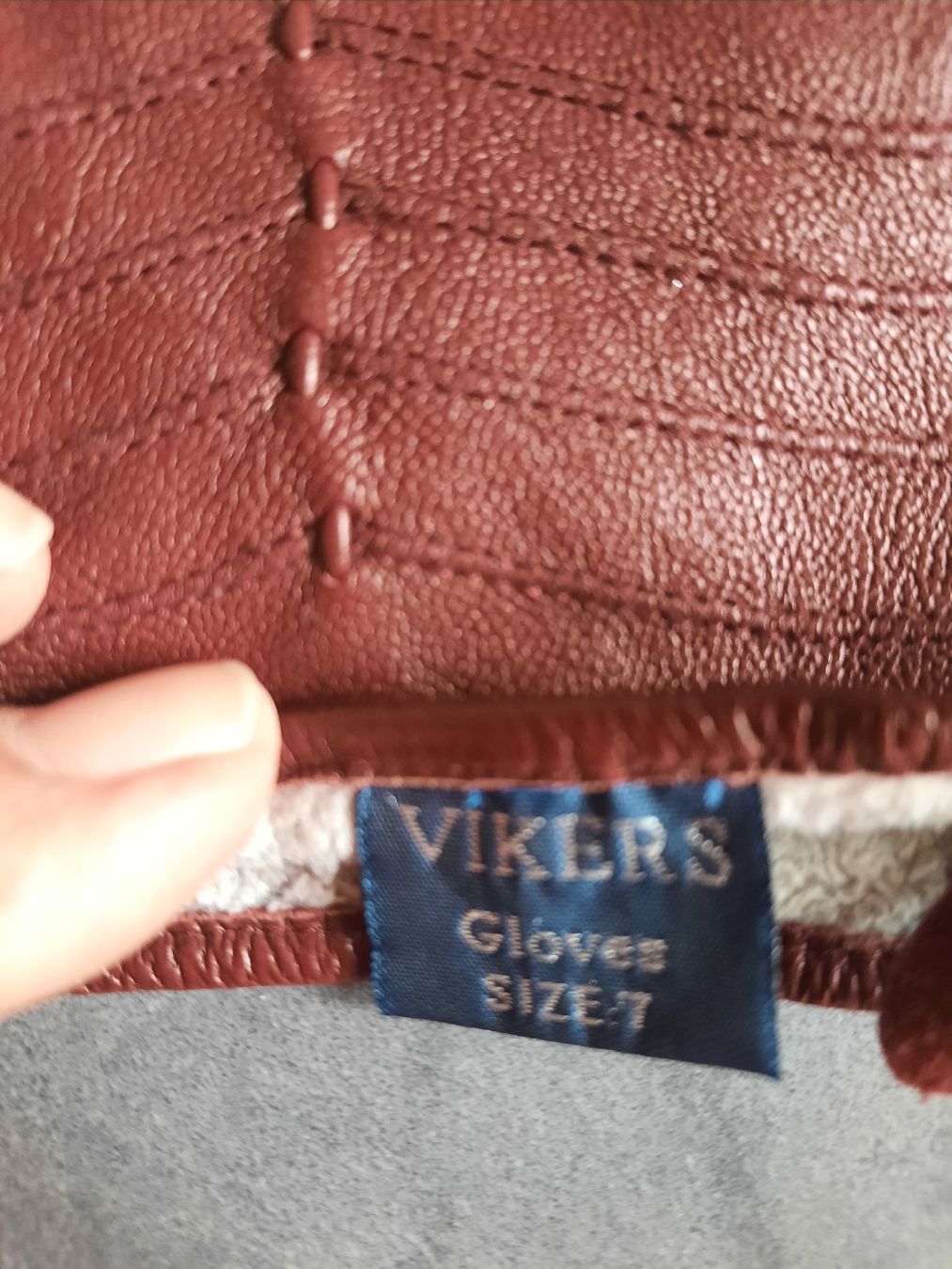Handschuhe & Handstulpen: GANTS  en PEAU – Gebraucht aus Le Locle von marylise01 1