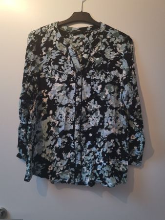 Bluse / Bonita / schwarz / langarm / 42 / Brustweite 52cm