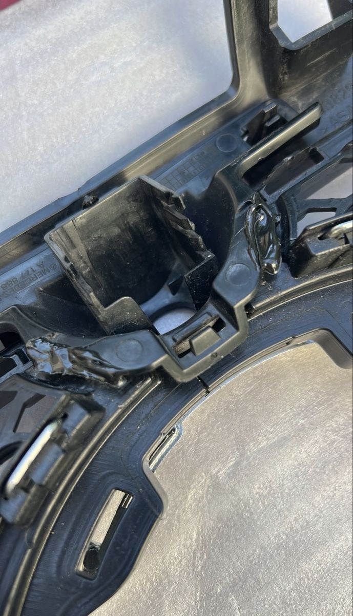Mercedes-Benz Tutti pezzi di ricambio auto: Grille A35 AMG W177 – Usato da Genève venduto da asi_r7hk 4