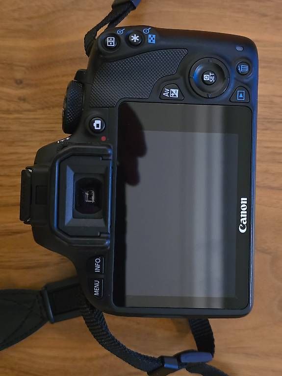 Canon Kamera: Canon 100D Kamera – Gebraucht aus Windisch von Zwieback8 2