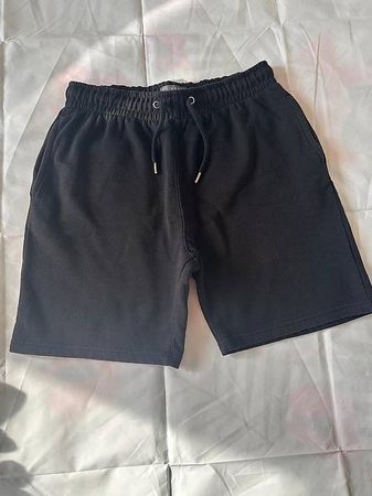 Short homme noir Primark ? Taille M ? Bon état