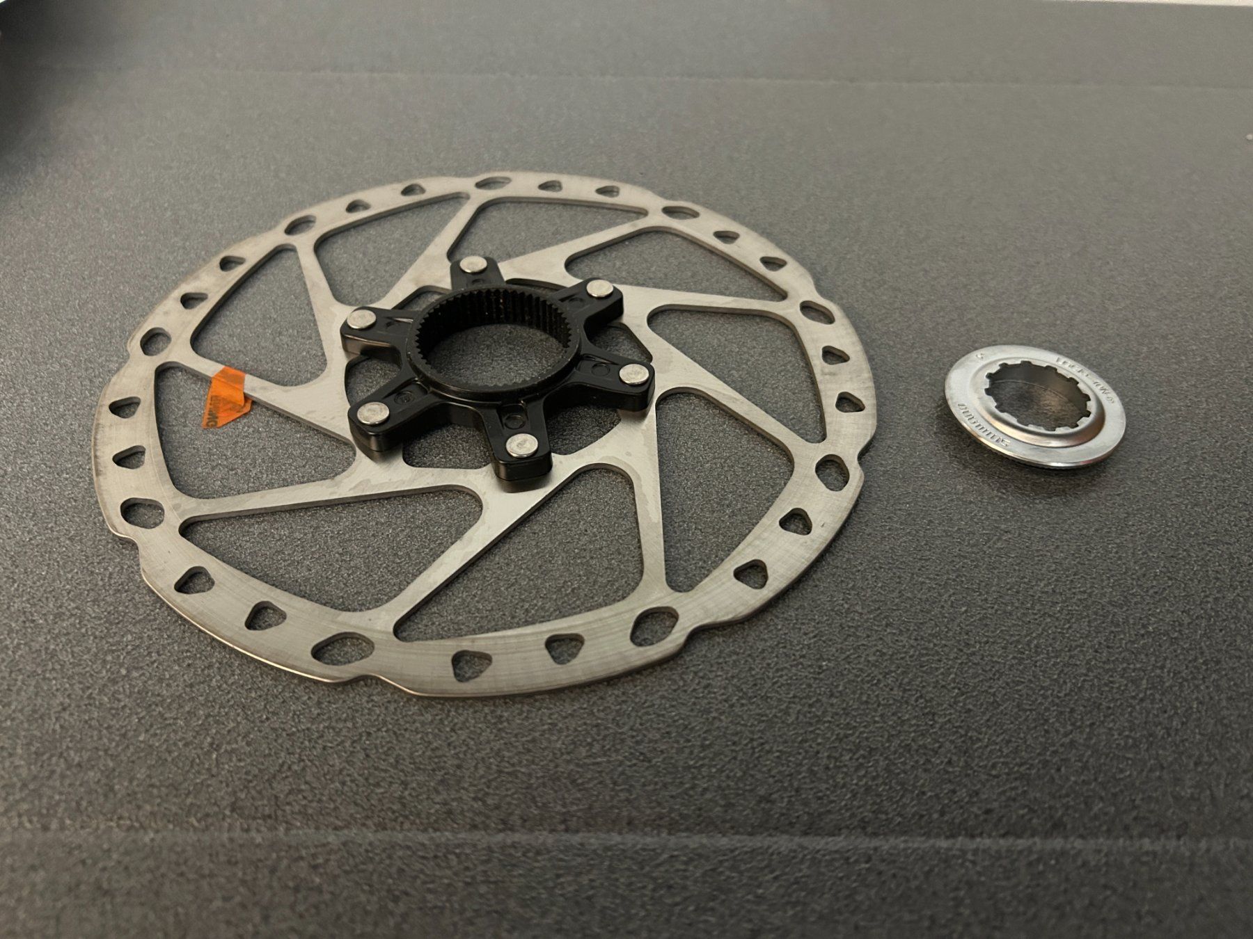 Shimano Pezzi di ricambio: Shimano Bremsscheibe Disc Rotor 180mm – Nuovo (secondo la descrizione) da Küsnacht ZH venduto da filo_fila8700 3