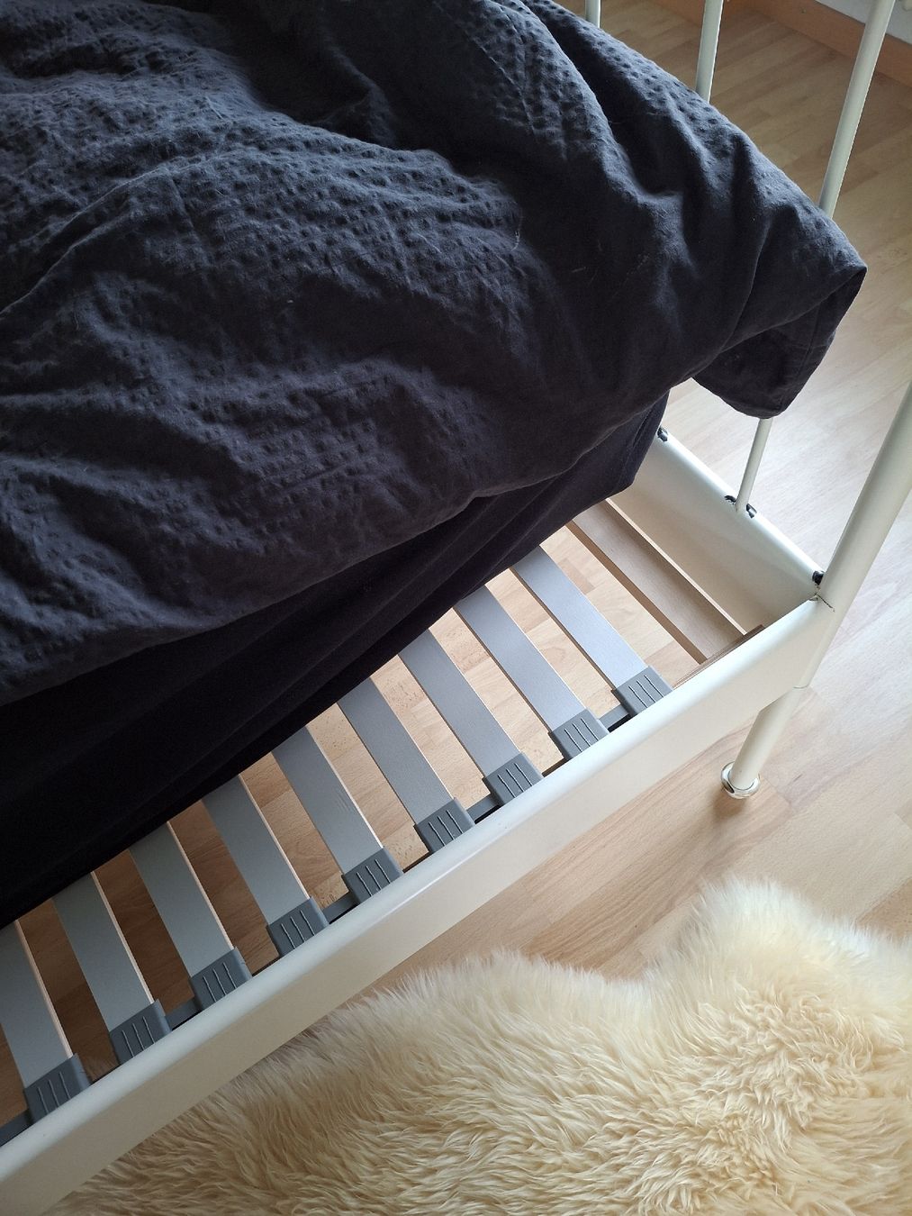 Betten: Metallbett weiss, bemalt – Gebraucht aus Ichertswil von nayoka1 1