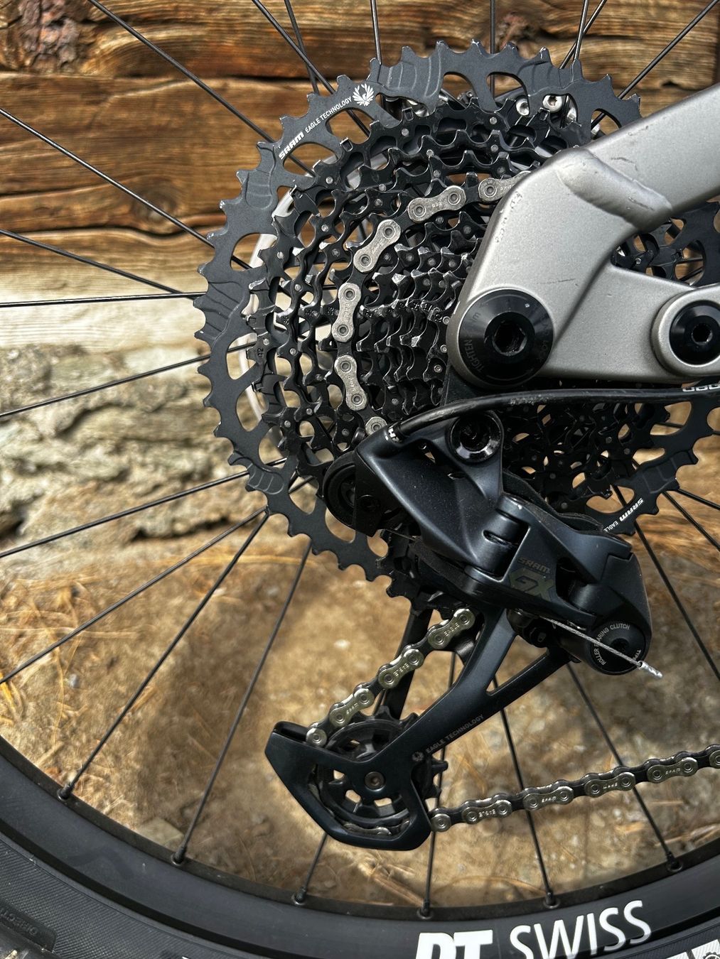 Norco Biciclette: Norco Shore 1 Enduro Bike – Usato da Zürich venduto da christianwillemin 8