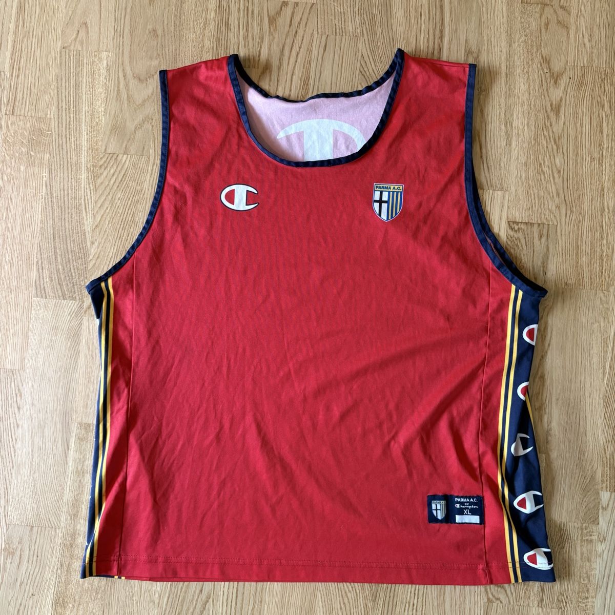 Canottiere & Pantaloni: Parma Calcio Vintage Training Champion Player Issue – Usato da Winterthur venduto da LaBodega