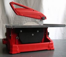 Stein-Schneidemaschine