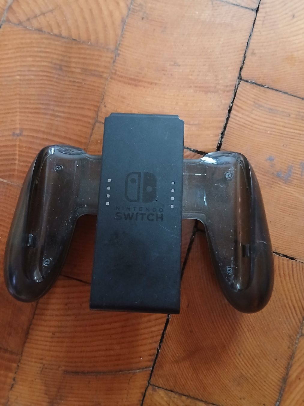 Nintendo Manettes: joycon charging grip – D'occasion à Locarno par sch_r2rh 1