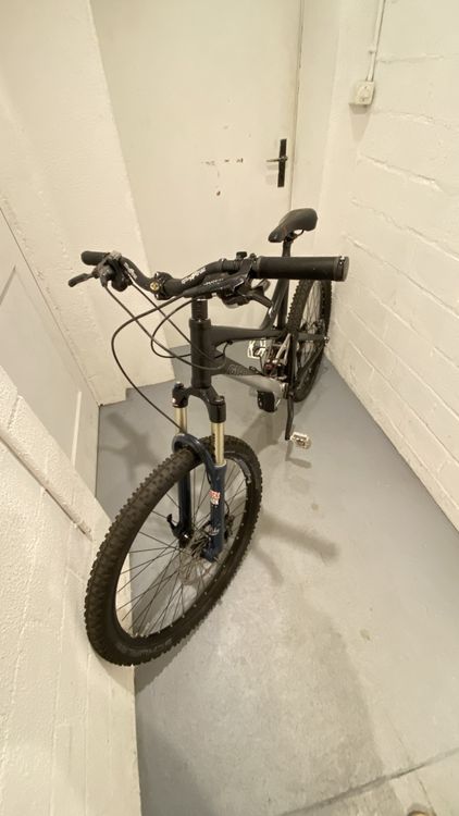 Giant Vélos: Giant Mountainbike Fully, Top Zustand für jedes Gelände! – D'occasion à Dallenwil par Dischu 1