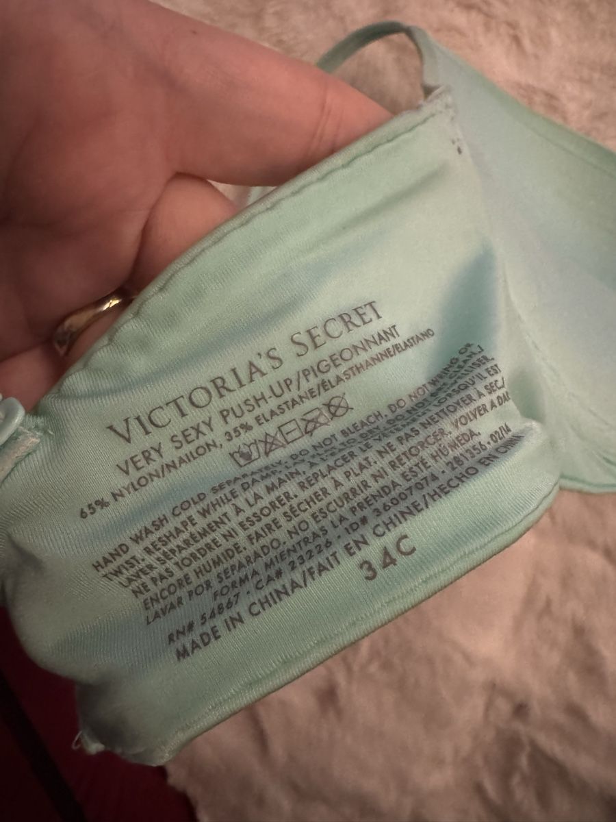 Victoria's Secret Altra biancheria intima: Victoria's Secret Push-Up BH 34C Mint – Usato da Künten venduto da bel_6wn2 1