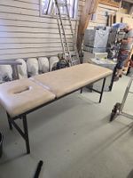 Massagetisch