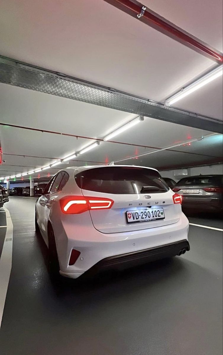 Ford Autos: Ford Focus 1.0 125Ch | Leasing possible – D'occasion à Renens VD par fre_8bhd