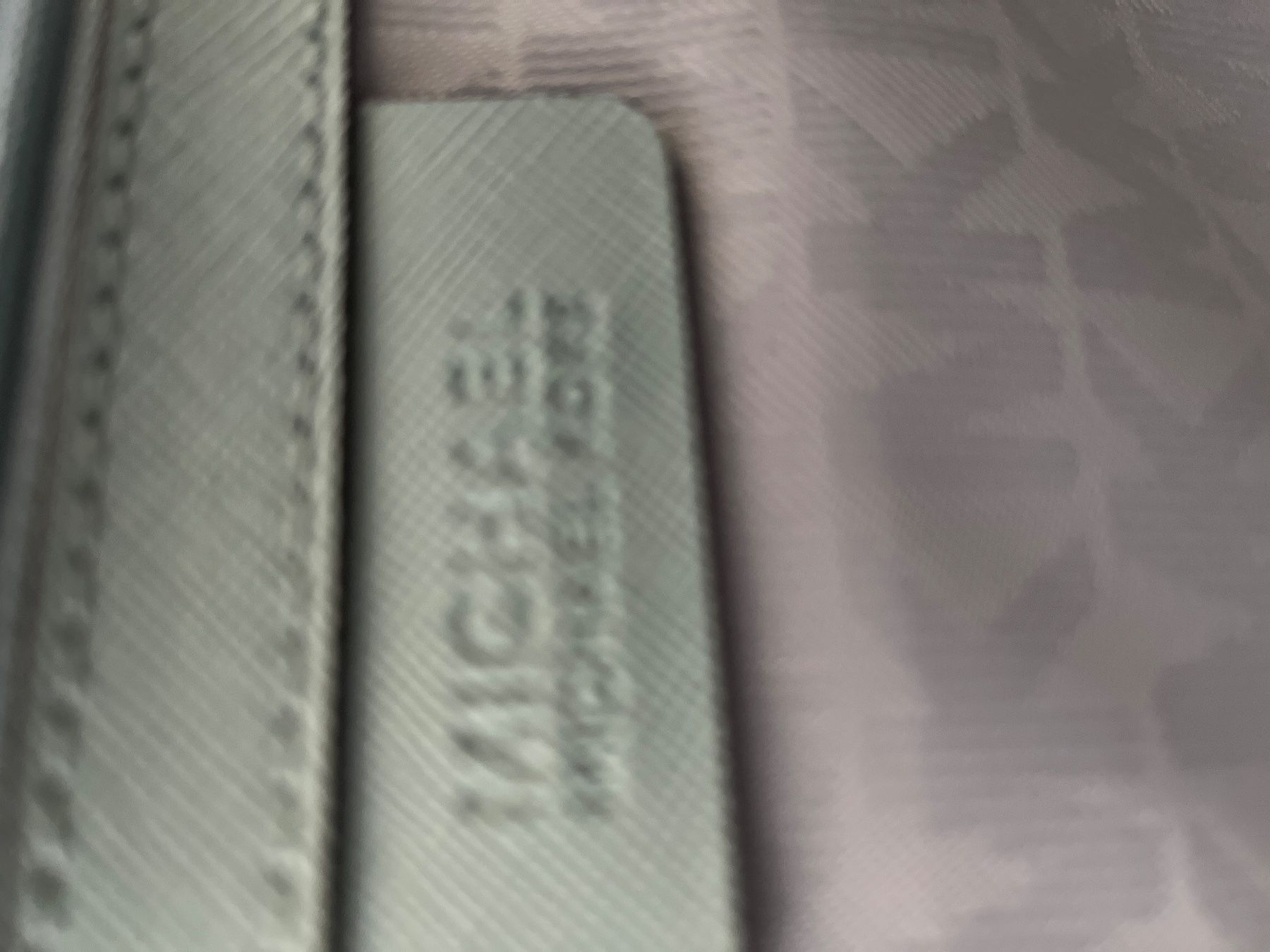 Michael Kors Borse da donna: Michael kors, wunderschöne hellblaue/mint tasche,top zustand – Nuovo (secondo la descrizione) da Aesch BL venduto da shuja01 8