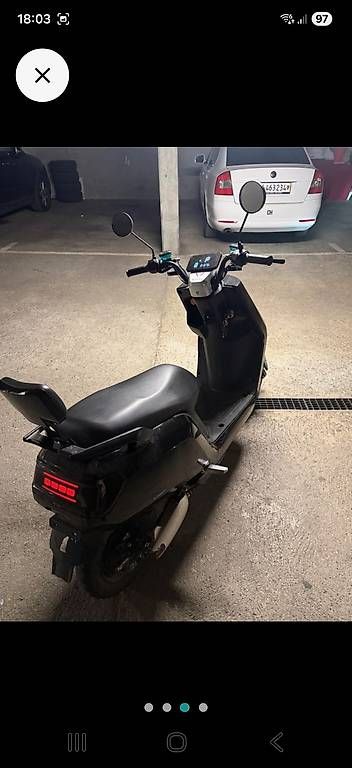 Scooter: E-Roller Vscoot – Usato da Kirchberg BE venduto da Beautycorals 2
