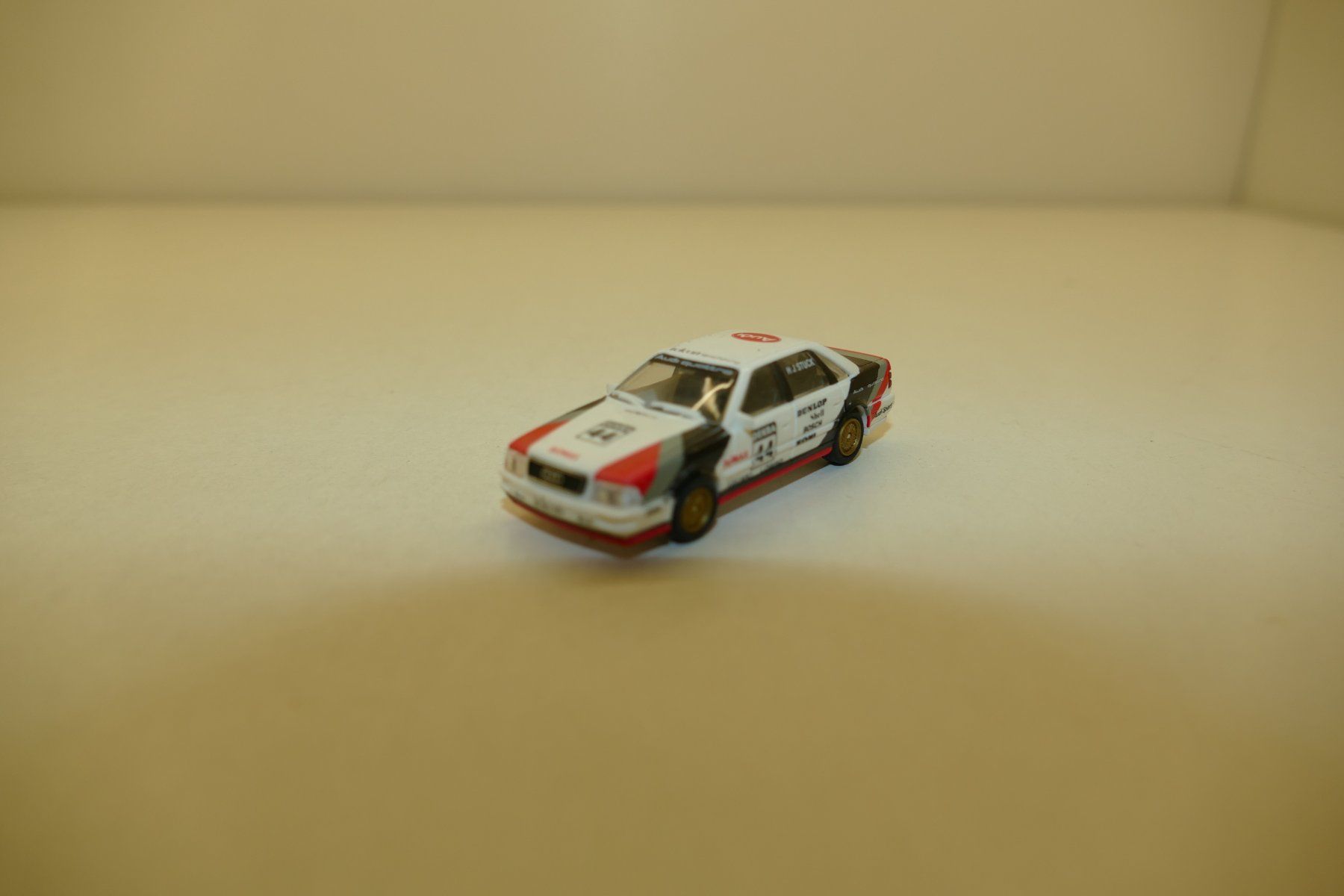 Rietze Modellini d'auto: Rietze 1:87: Audi V 8 #44 Dekra – Nuovo (secondo la descrizione) da Niederhasli venduto da rail-duerst