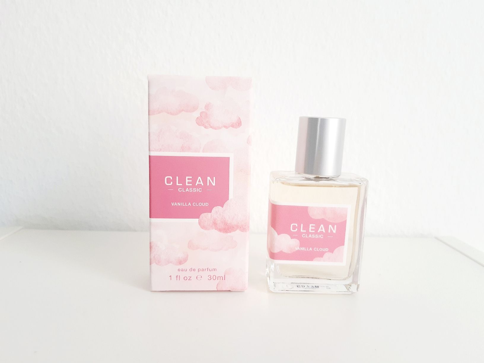 Clean Parfum & Eau de Toilette: CLEAN Classic Vanilla Cloud – Neu (gemäss Beschreibung) aus Winterthur von Je.