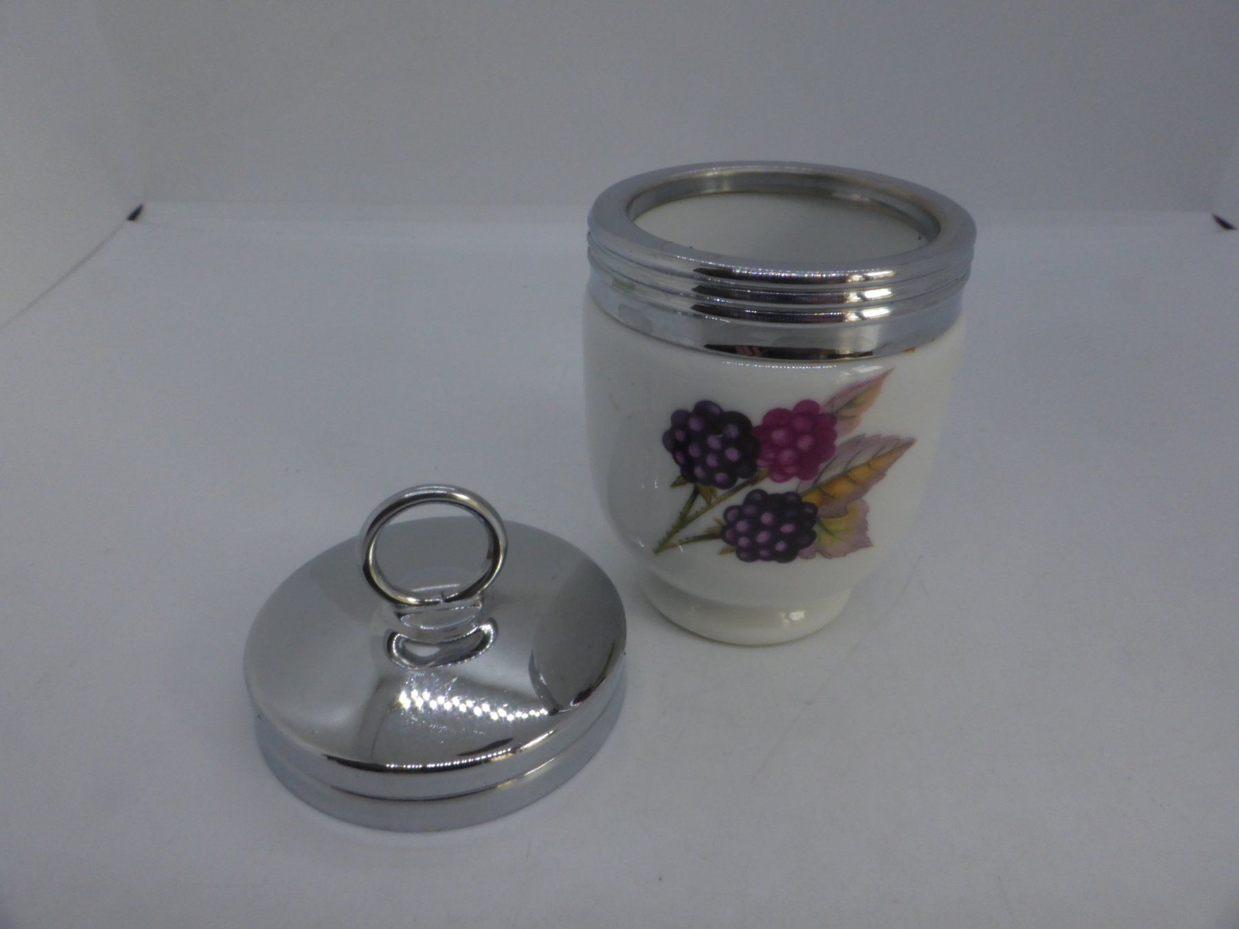 Royal Worcester Altre Stoviglie: Royal worcester egg coddler pour 1 oeuf – Usato da Porrentruy venduto da Kim017 2
