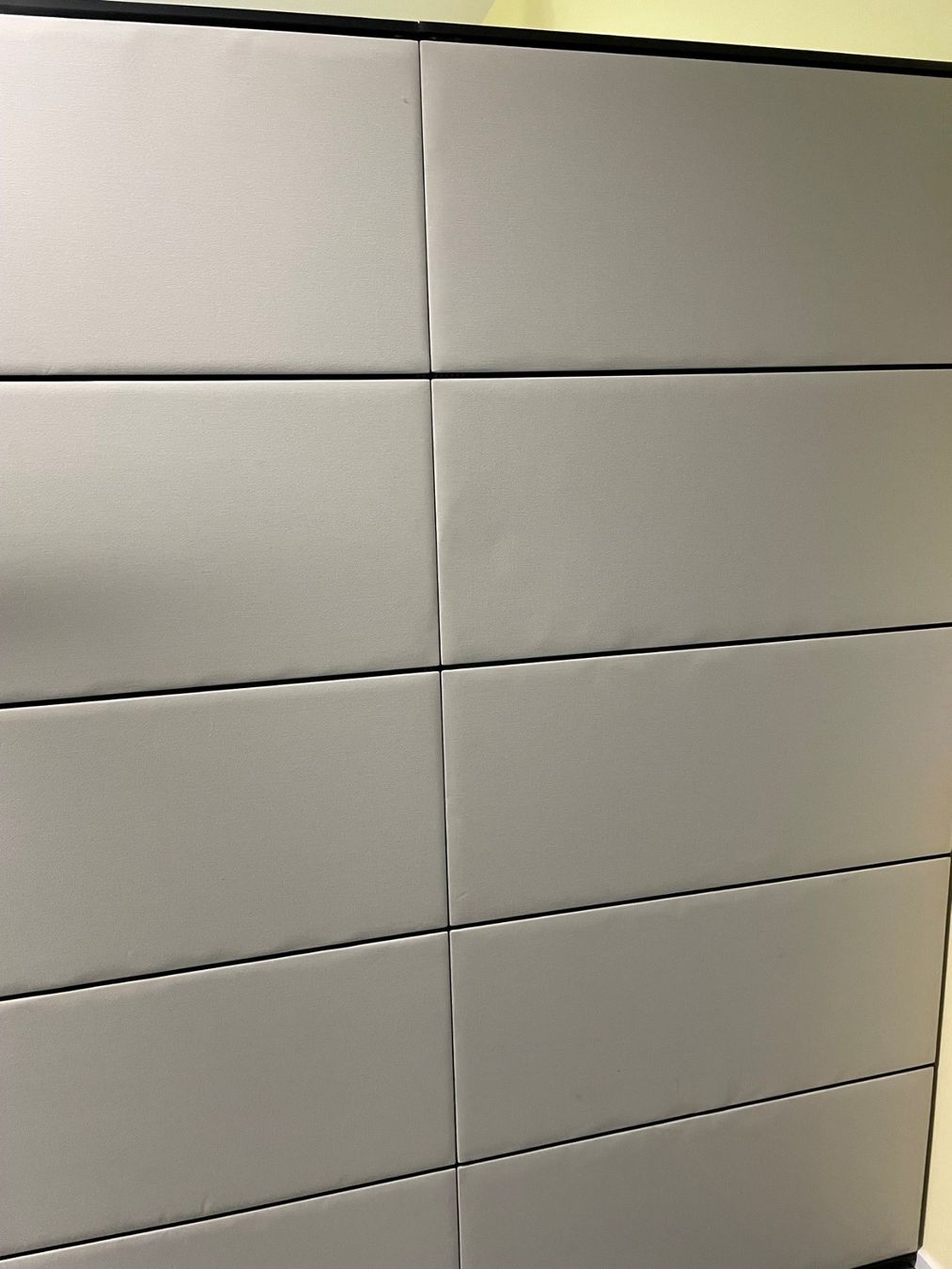 Paraventi: Lärm-Absorbierende Trennwände in Grau – Usato da Wettingen venduto da guc_hbj5 4