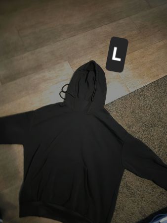 Kapuzenpullover schwarz Grösse L gebrauchter Zustand
