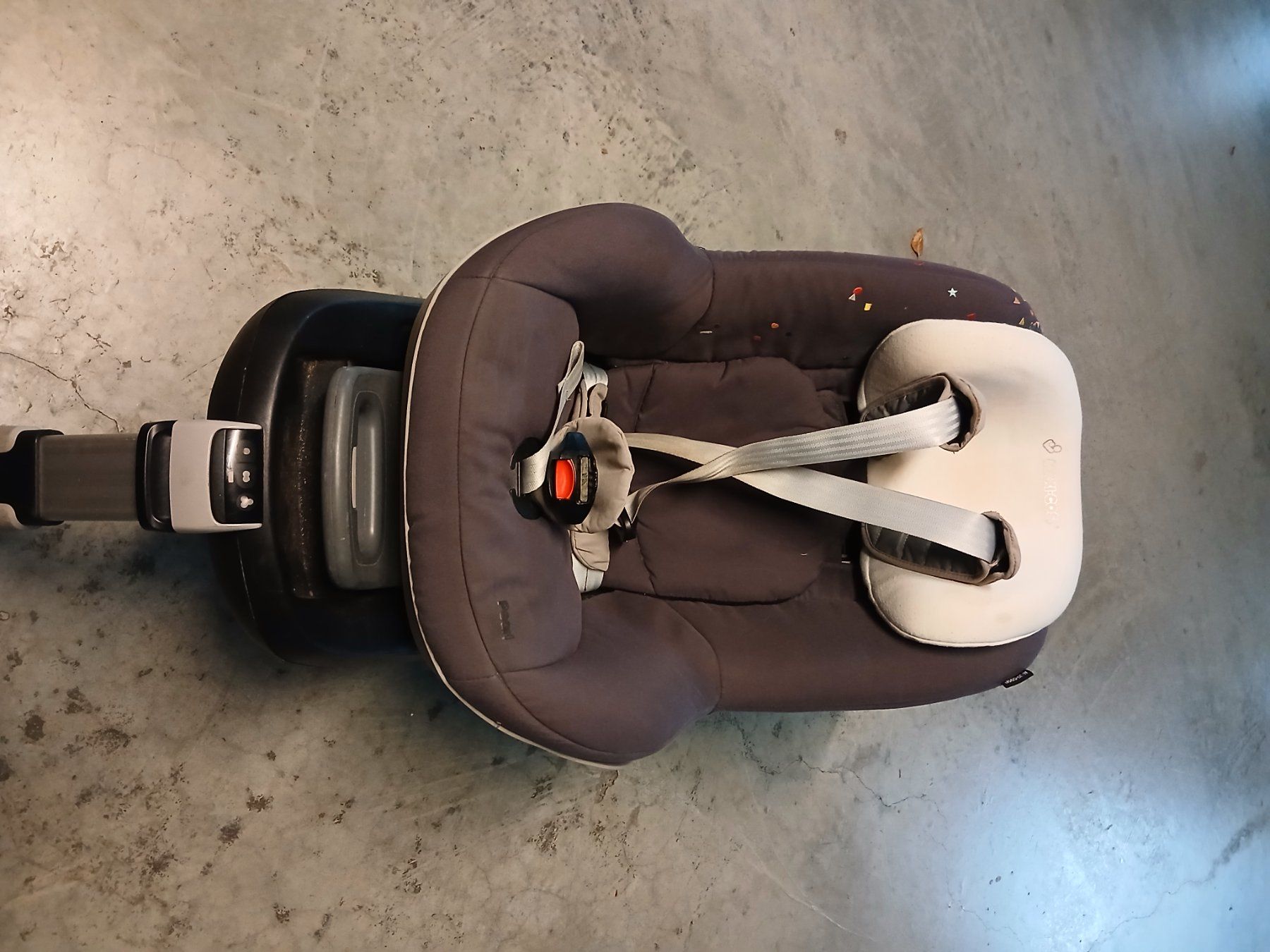 Maxi-Cosi Seggiolini per auto: Maxi Cosi FamilyFix – Usato da Effretikon venduto da cooyaso 1