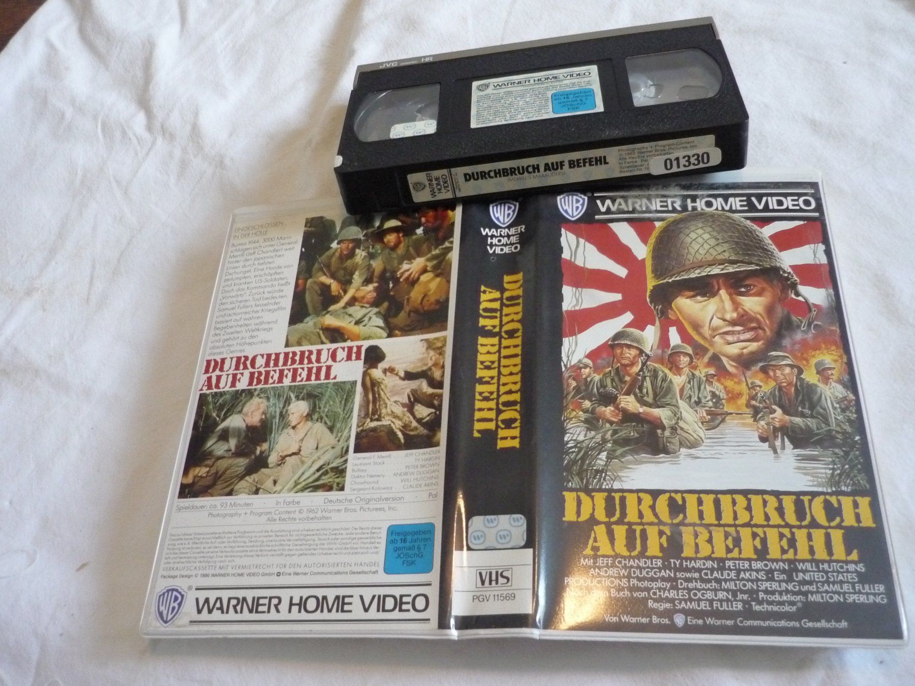 Alle VHS: VHS 80s Erstausgabe - Durchbruch auf Befehl – Gebraucht aus Beringen von Flatretriever 1