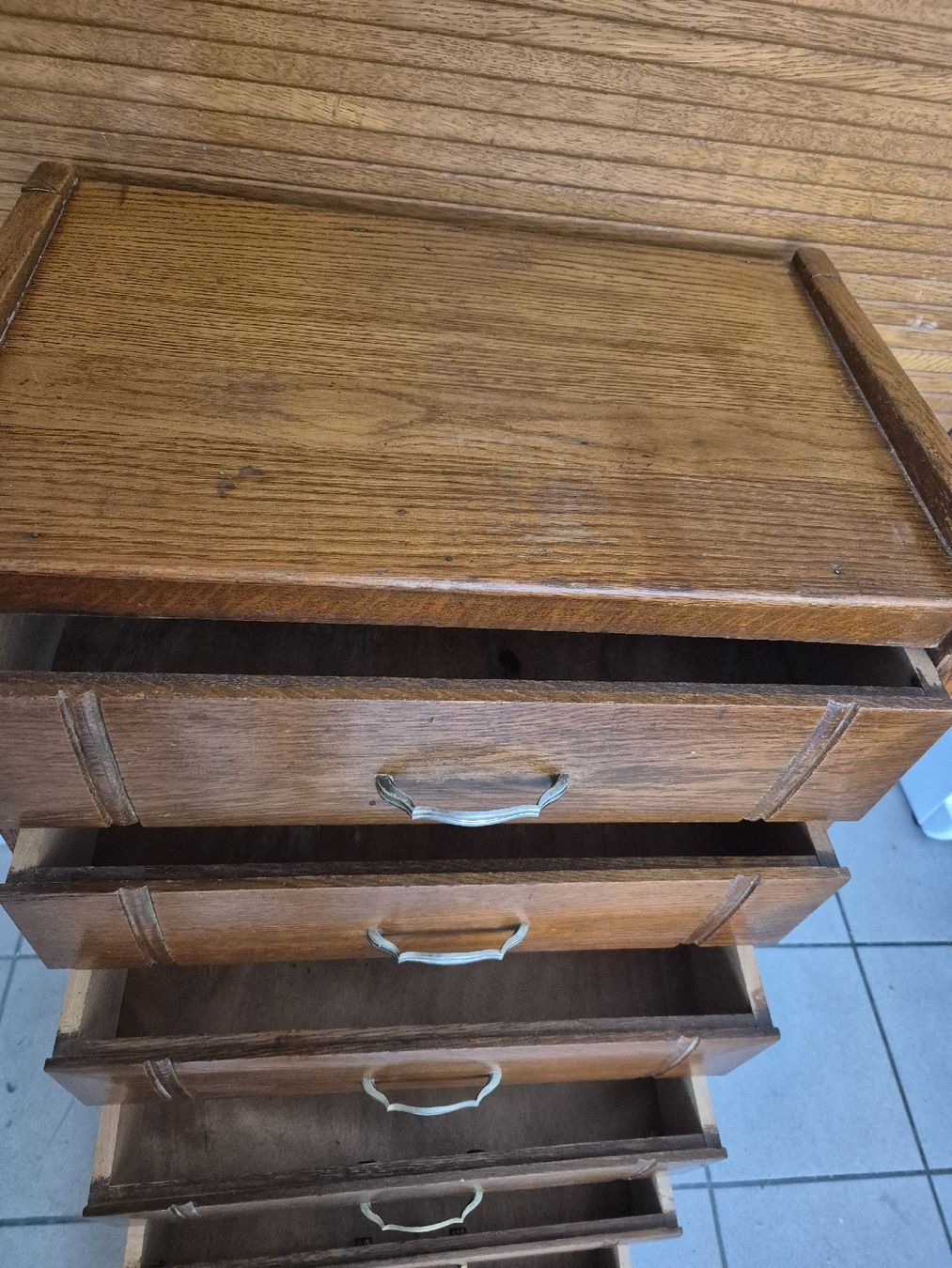 Cassettiere: Schubladenmöbeli, Massivholz, 1950er – Usato da Basel venduto da Gaianed 8