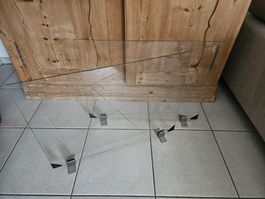 2 Trennwände aus Glas