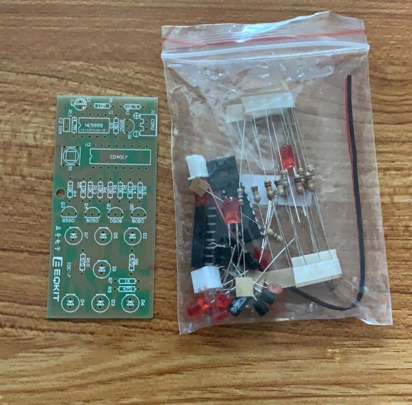 Strumenti musicali: DIY Elektronische Würfel Lötbausatz – Nuovo e nell'imballaggio originale da Gebenstorf venduto da RetroFuture 2