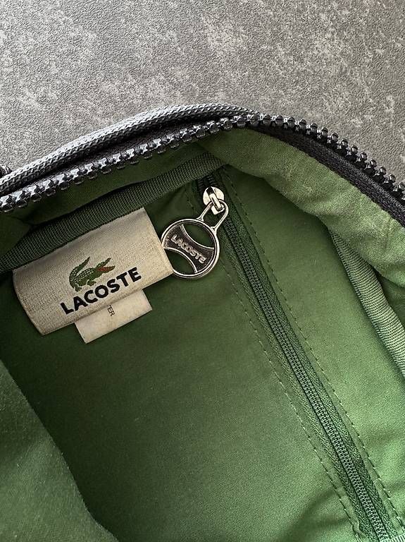 Taschen: Lacoste Tasche – Gebraucht aus Winterthur von ChiuJezzy