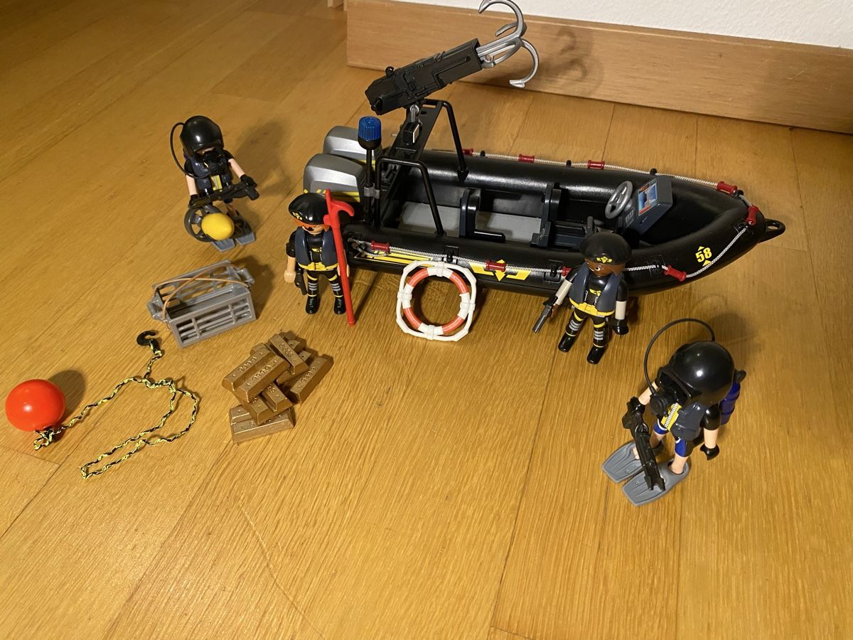 Playmobil Giocattoli: Playmobil SEK Schlauchboot 9362 – Usato da Küsnacht ZH venduto da Ameise099