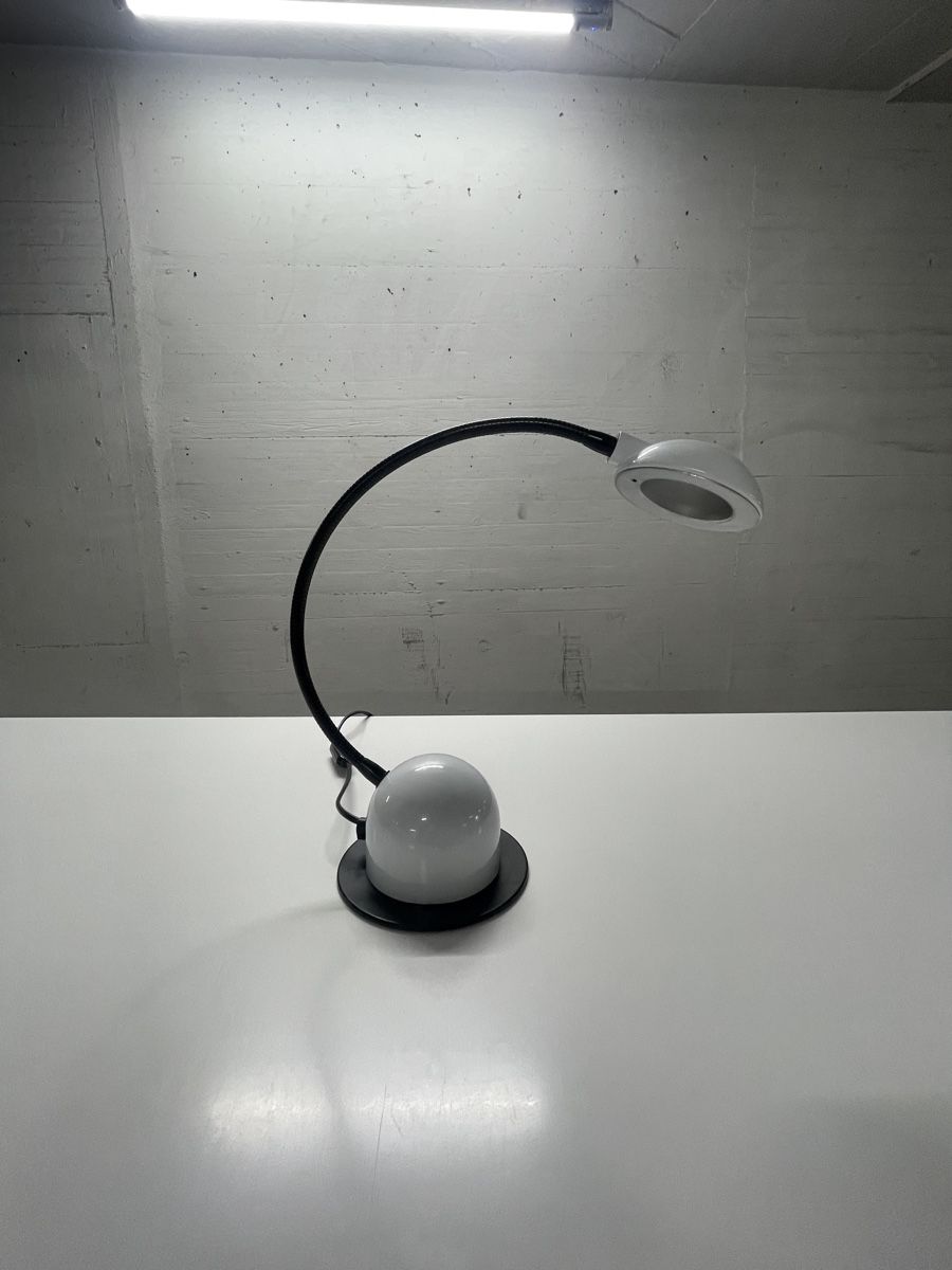 Lampade: Tischlampe – Usato da Zürich venduto da Bjthorsteinsen 1