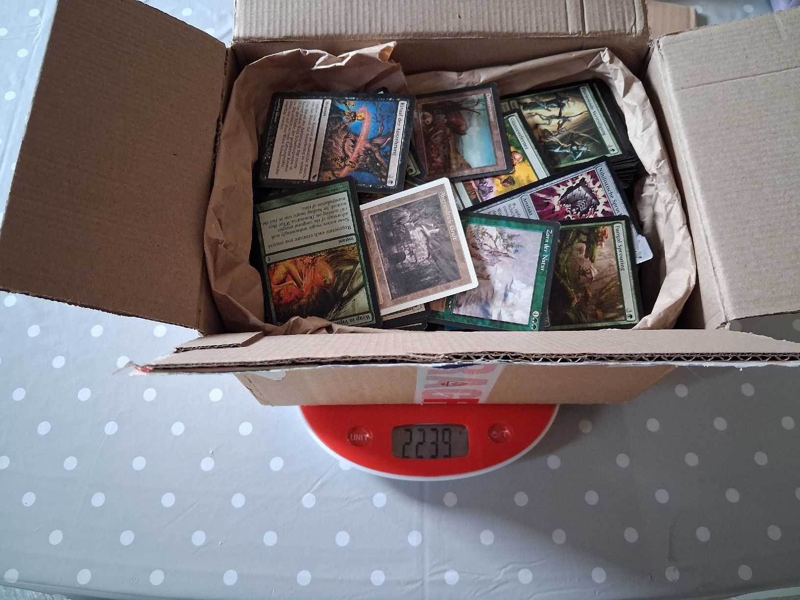 Magic The Gathering Carte collezionabili: 2kg magic the gathering DE, EN – Usato da Mayens-De-Chamoson venduto da arvine29 1