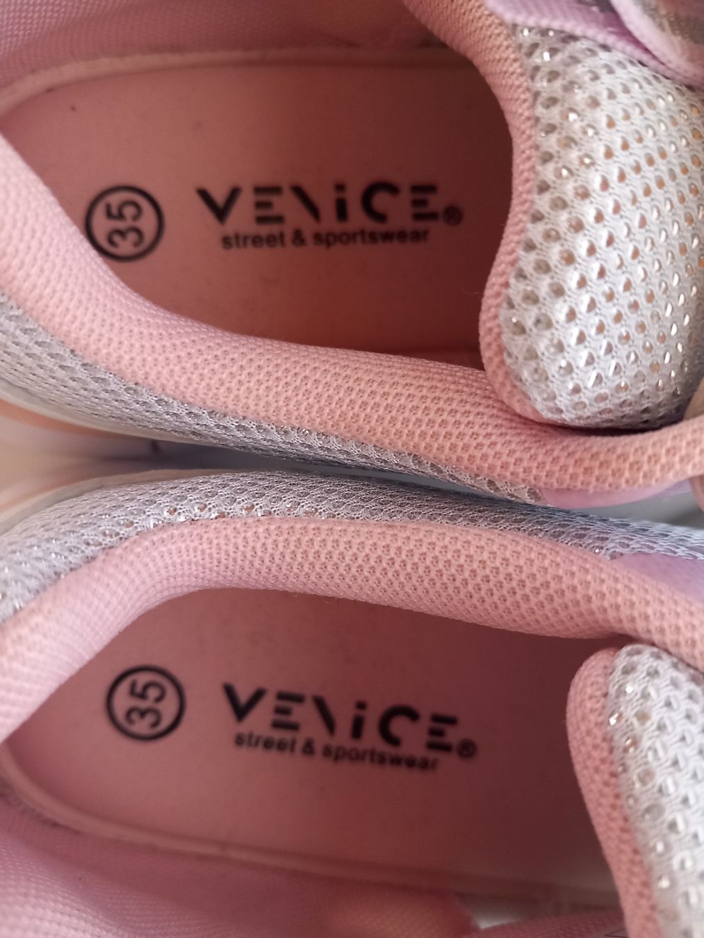 Schuhe für Mädchen: Venice Schuhe, Grösse 35 neuwertig – Gebraucht aus Sonnental von OlgaB83 4